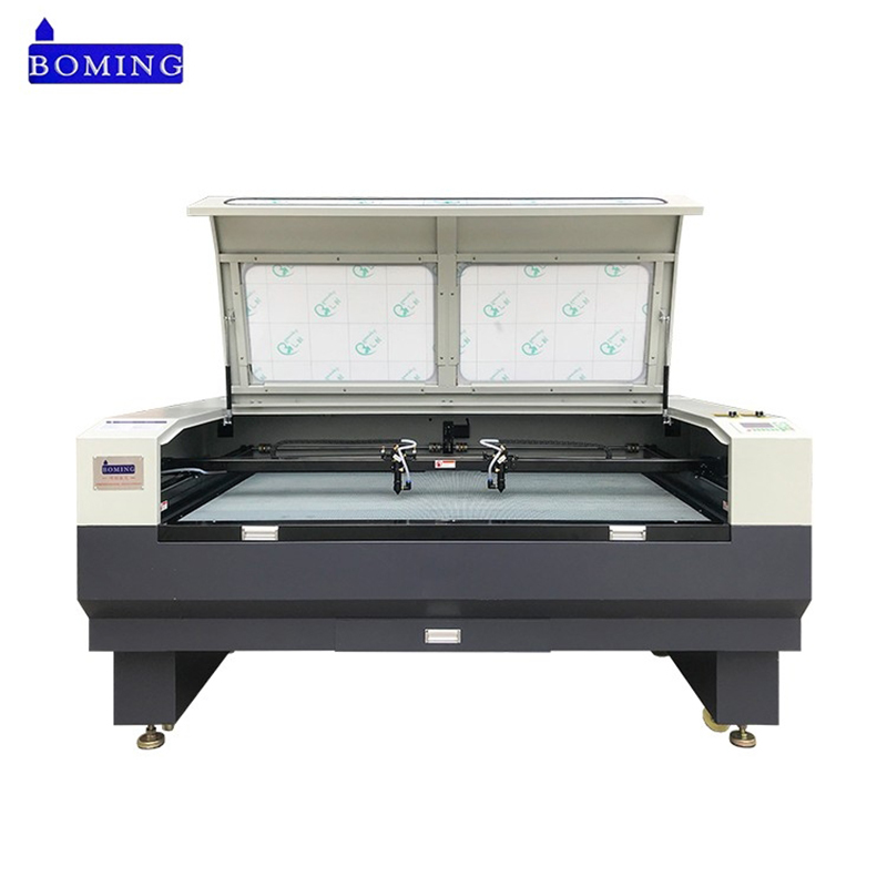 laser cutting machine